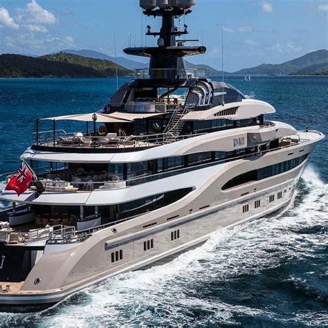 top risks  attending mega yachts  sale cheap luxury yachts super yachts yacht  sale