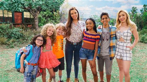 disney channel estrena hoy por sorpresa la tercera temporada de