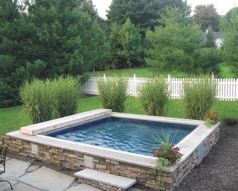 plunge pools    plunge pool