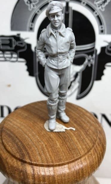 1 32 scale german air force ace pilot wwii resin model kit model free