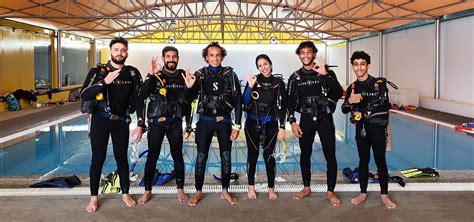 padi courses muscat oman molamola diving center
