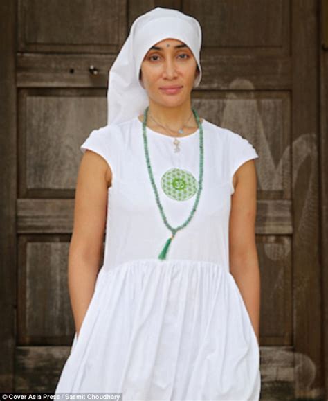 model sofia hayat ditches her breast implants and sex to become a nun
