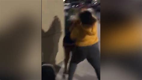 Bully Learns Why She Shouldn T Mess With A Cheerleader Iheartradio