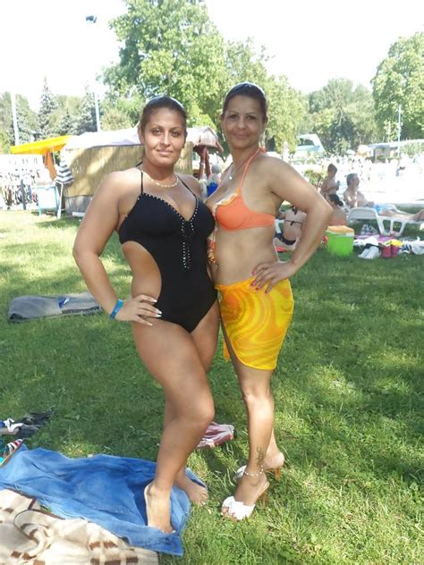 Mom And Not Her Daughter In Bathing Suit Zb Porn