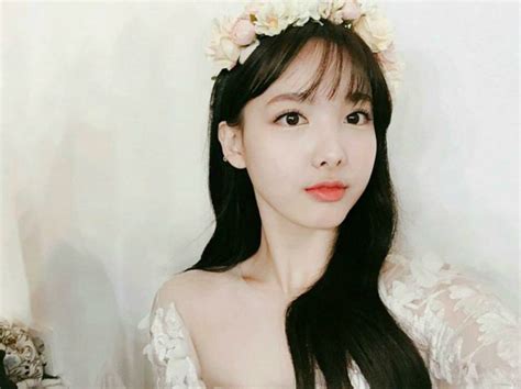 twice fans falling in love with photos of nayeon in a wedding dress — koreaboo