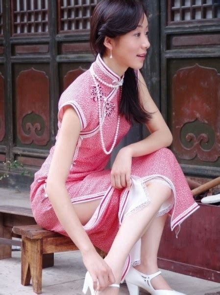 pin on chinese sexy qipao dress the assistant of actress