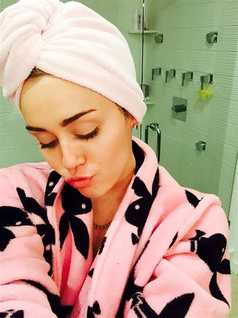 miley cyrus nude and leaked 31 photos thefappening