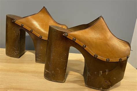 vintage platform clogs italy leather creazioni wood shoes   platform vintage