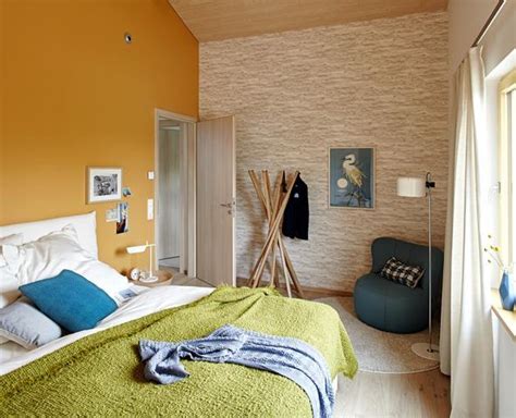 schlafzimmer passt gelb zur grauen wand farbe wohnen wandfarbe