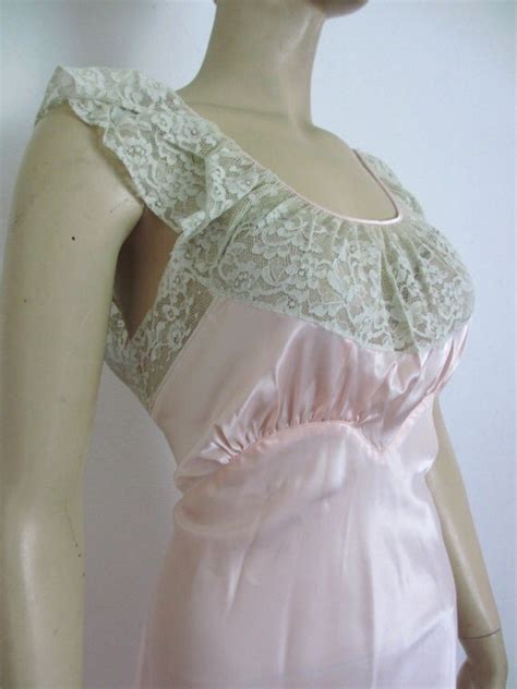 30s 40s vintage satin lace negligee nightgown ensemble mint