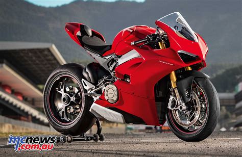 ducati panigale    panigale  speciale mcnews