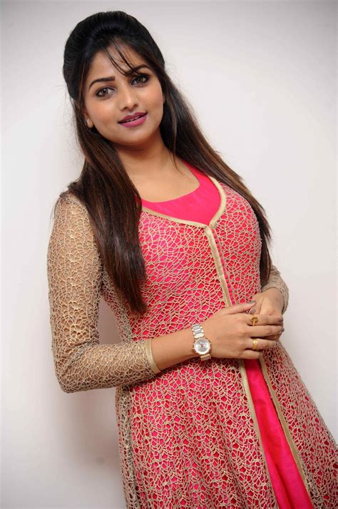 Kannada Actress Rachita Ram Hd Images Photos New Movie