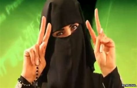 egypt belly dancer takes on muslim brotherhood bbc news