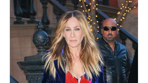 sarah jessica parker reflects on sex and the city s 20th anniversary