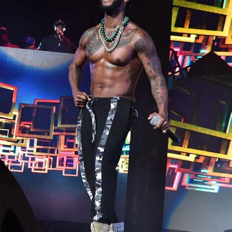 Man Crush Monday 10 Photos Of Omarion Glowing And Being Unbothered
