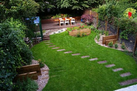 garden  backyard  inexpensive  innovative landscaping ideas