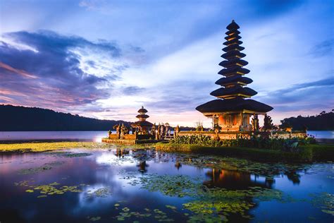 visit indonesia top five islands to explore