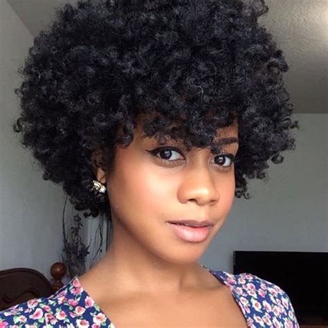 découvrez des astuces simples et utiles pour réussir sa coupe afro