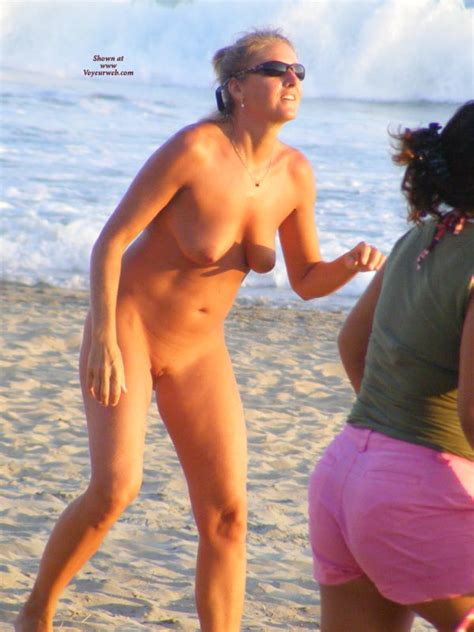 Full Frontal Nude Hottie Plays Beach Volley Ball What I Saw Photos At