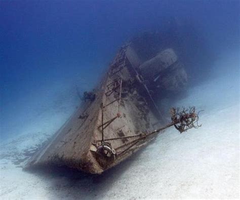 amazing sunken ships   world