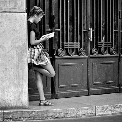 the nicest pictures sexy girl reading