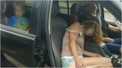 ohio police post shocking photos of adults who overdosed with 4 year old in car fox 5 atlanta