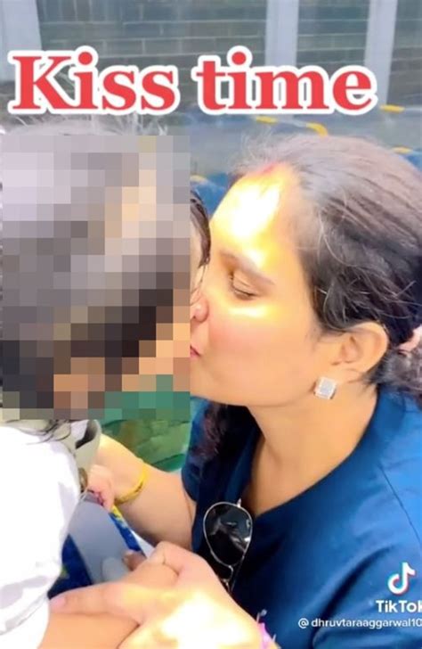 kissing daughter on lips sydney mum slammed after train tiktok