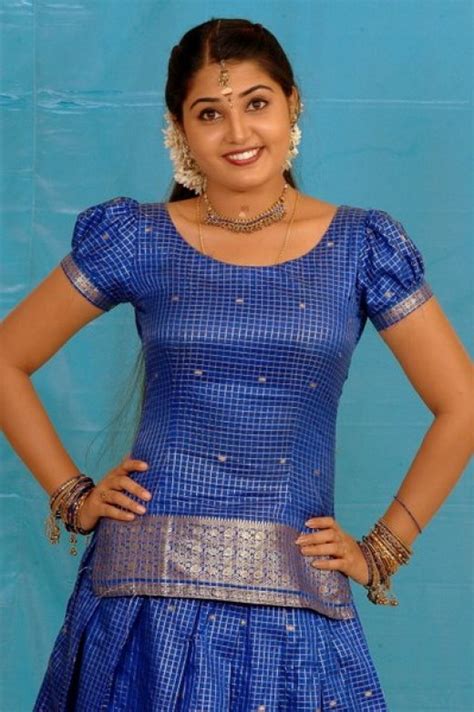 actress on beautiful mallu girls and sexy kerala women