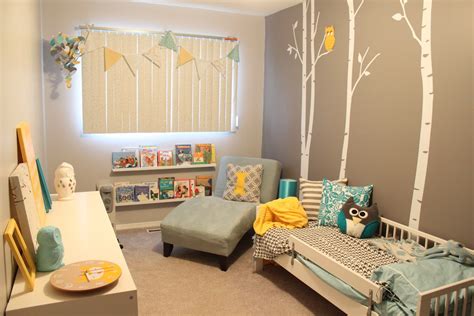 cute toddler room  love  colors   wall