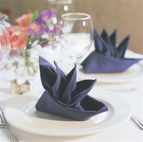 wedding napkins napkins fold easy  effective guide heystyles paper napkin folding easy