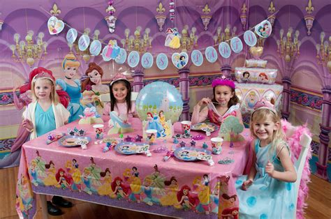 throw  princess birthday party