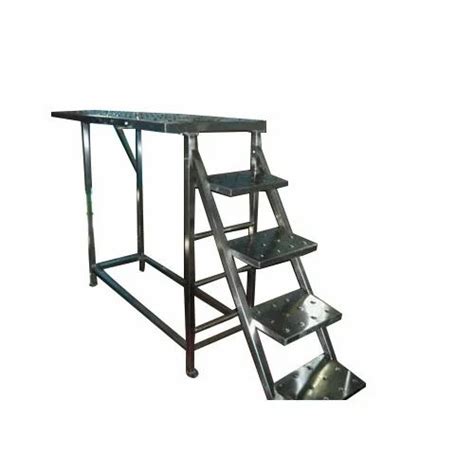 stair platforms platform stair  ladders manufacturer  raigad