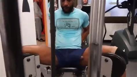 This Guy Has A Dick Slip In The Gym Thumbzilla