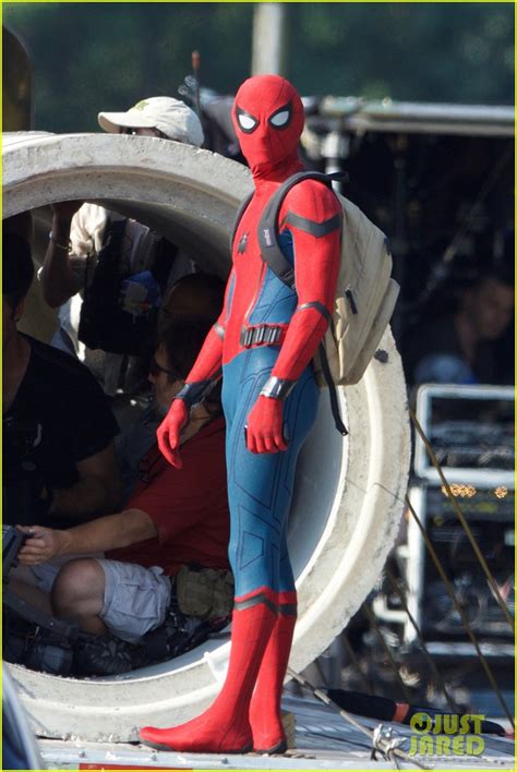 Tom Holland Wears Spider Man Costume For First Time On