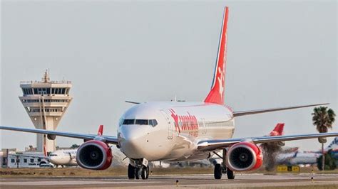 corendon airlines planes  fly  india  winter season