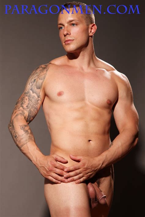 johnny bronson paragon men strips down and shows his fabulous muscle body wankrdude