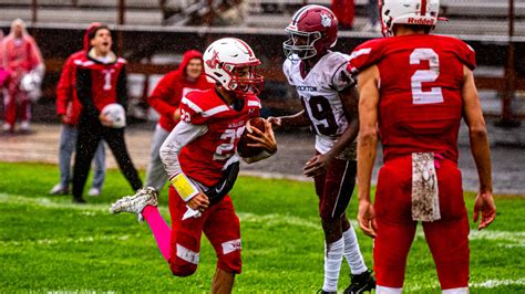 New Bedford Football Loses To Brockton In Southeast Conference Play