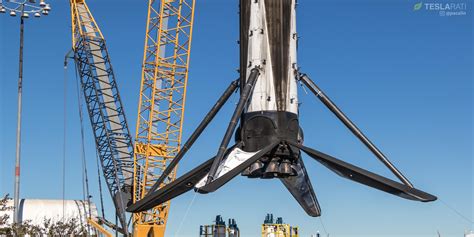 spacex retracts falcon  boosters landing legs   time  speedy reuse forcar concepts