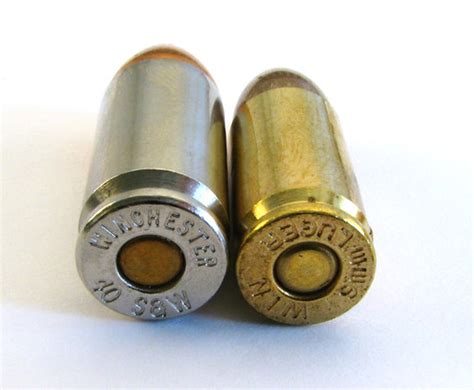 9mm Vs 40 Fmj 9mm Compared To A 40 Hollowpoint Round