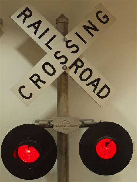 capt mondos photo blog blog archive full sized railroad crossing sign