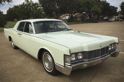 lincoln continental classic car restoration club