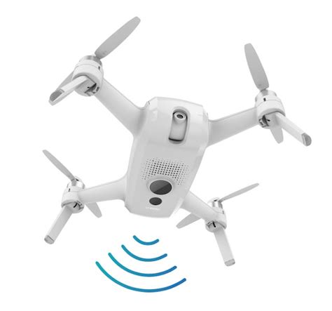 yuneec breeze  selfie drone che  pilota  uno smartphone quadricottero news