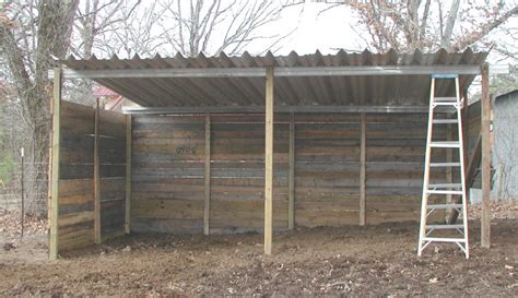 loafing shed