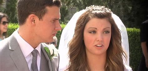 bride discovers wedding dress stolen on wedding day abc news