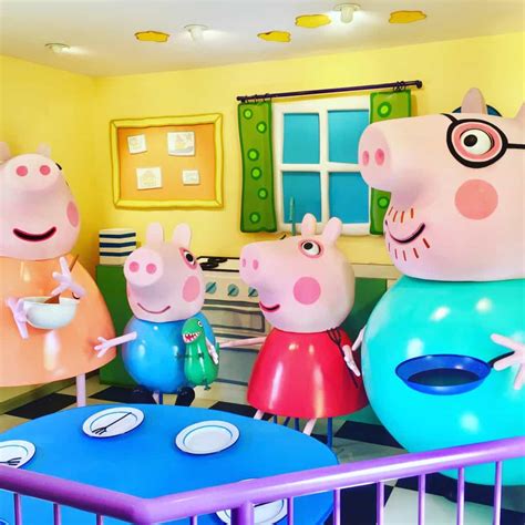 peppa pig world tips review   timers guide  peppa pig world