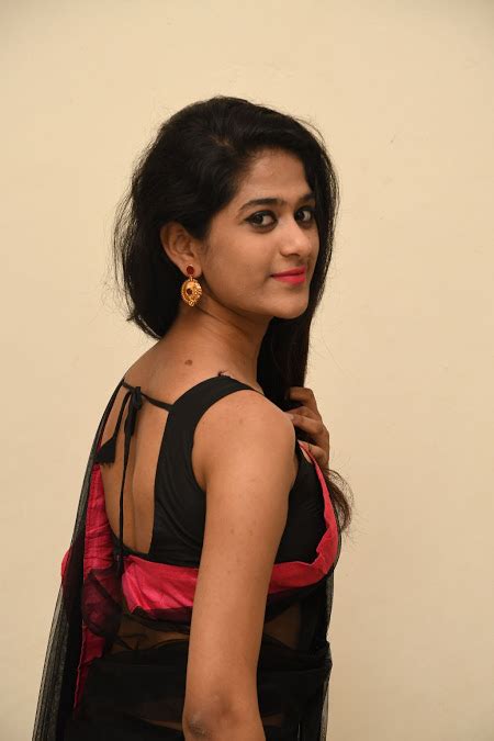 top 20 indian nri canada actress in saree girls backless blouse