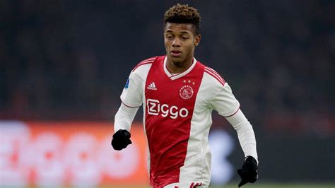 arsenal spark keen interest  ajax youngster david neres