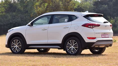 hyundai tucson  diesel exterior car  overdrive