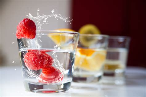 voordelen om  ochtends vroeg een glas water te drinken