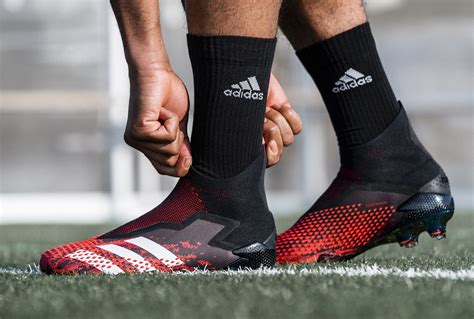 adidas predator  mutator  foot soccer cleats